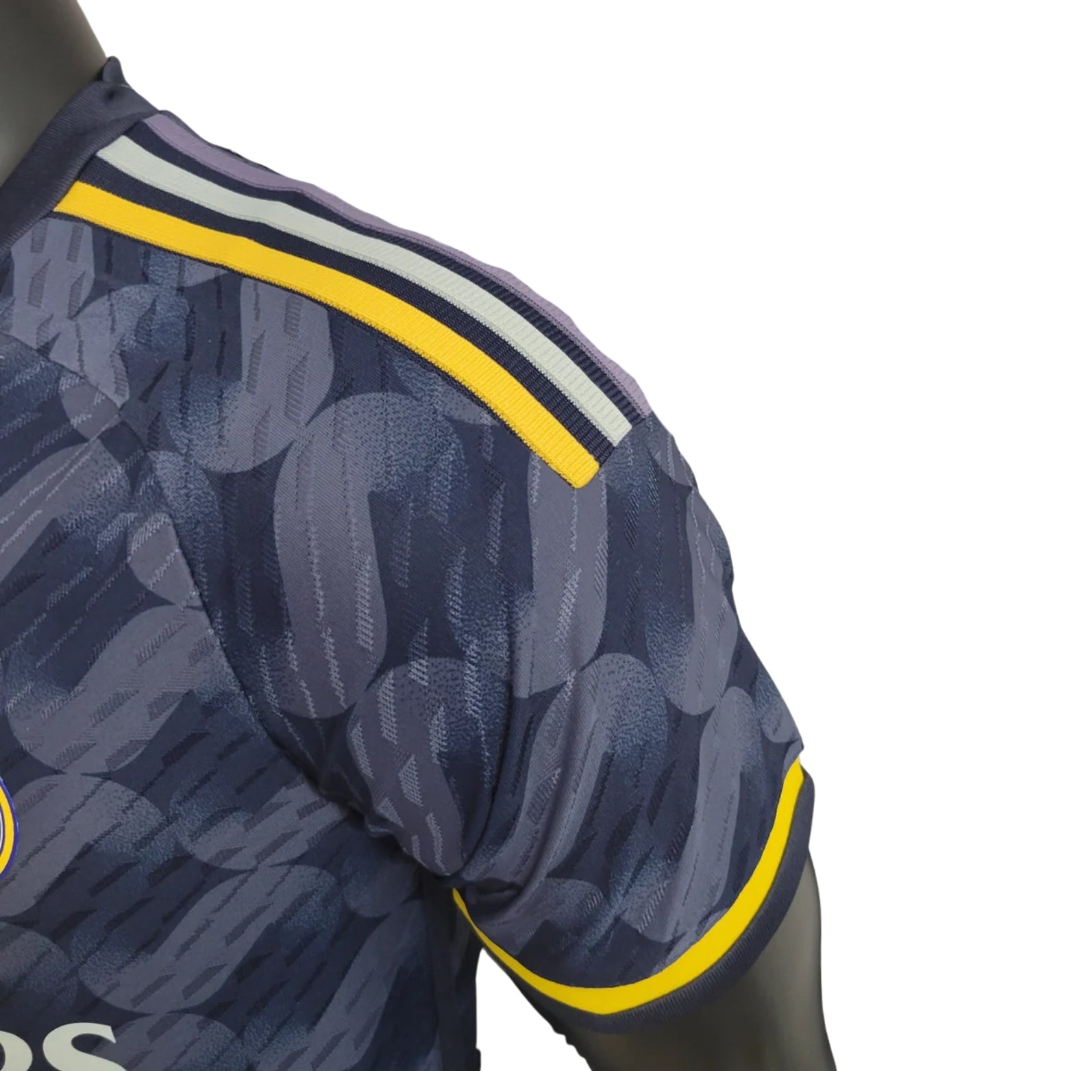 Real Madrid Extérieur 23/24 - Version Joueur