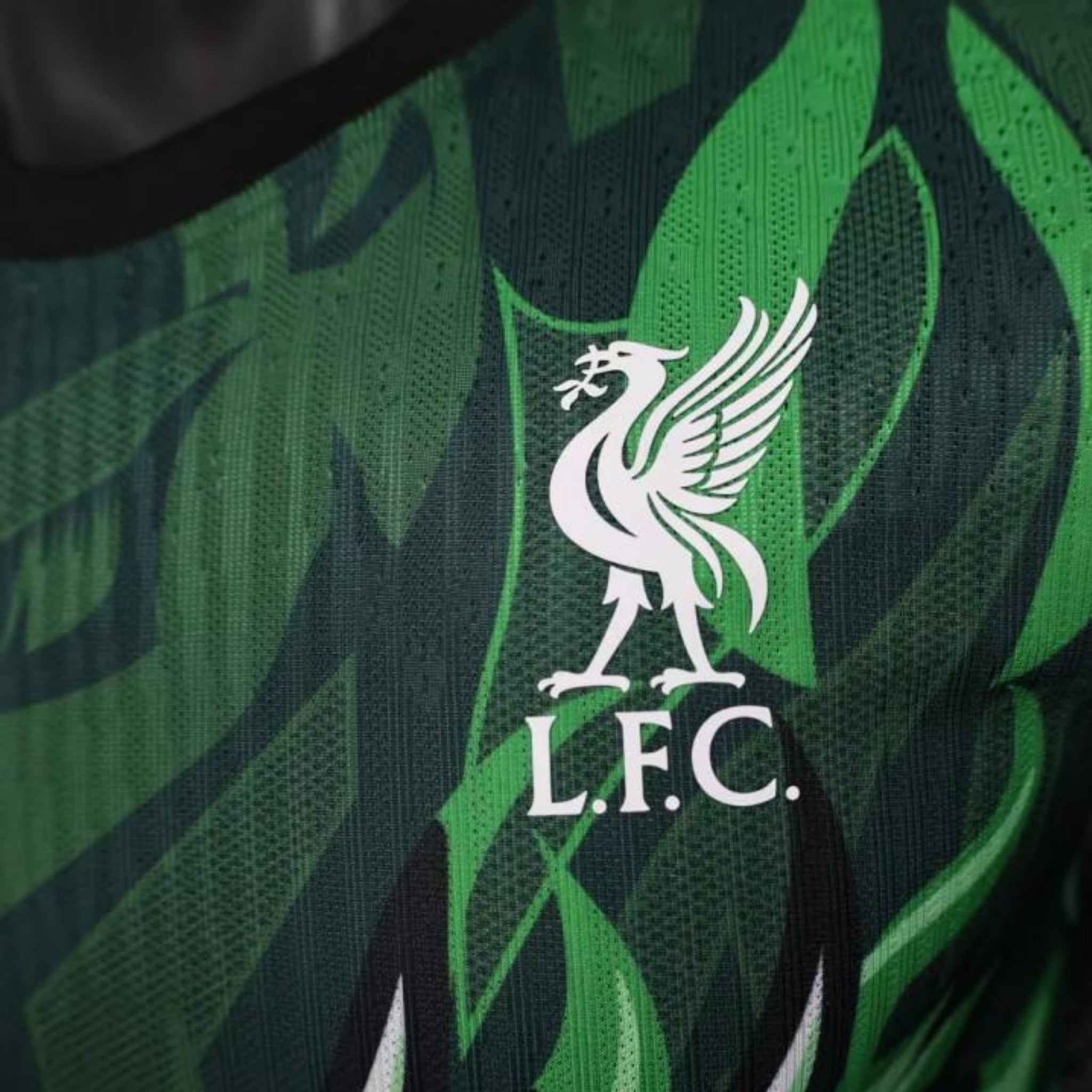 Liverpool Édition Spéciale 25/26 - Vue rapprochée
