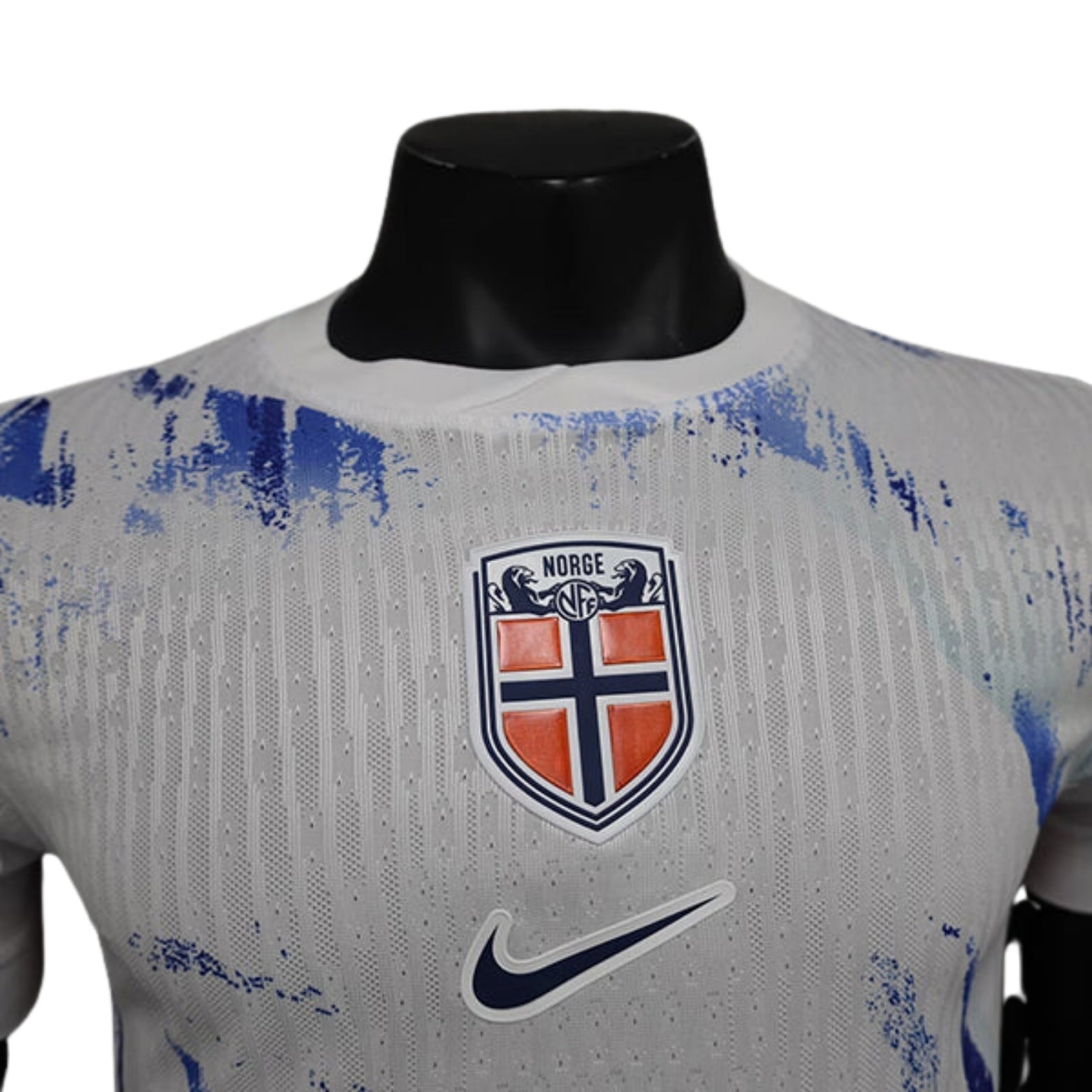 Norvège Extérieur 24/25 - Détail