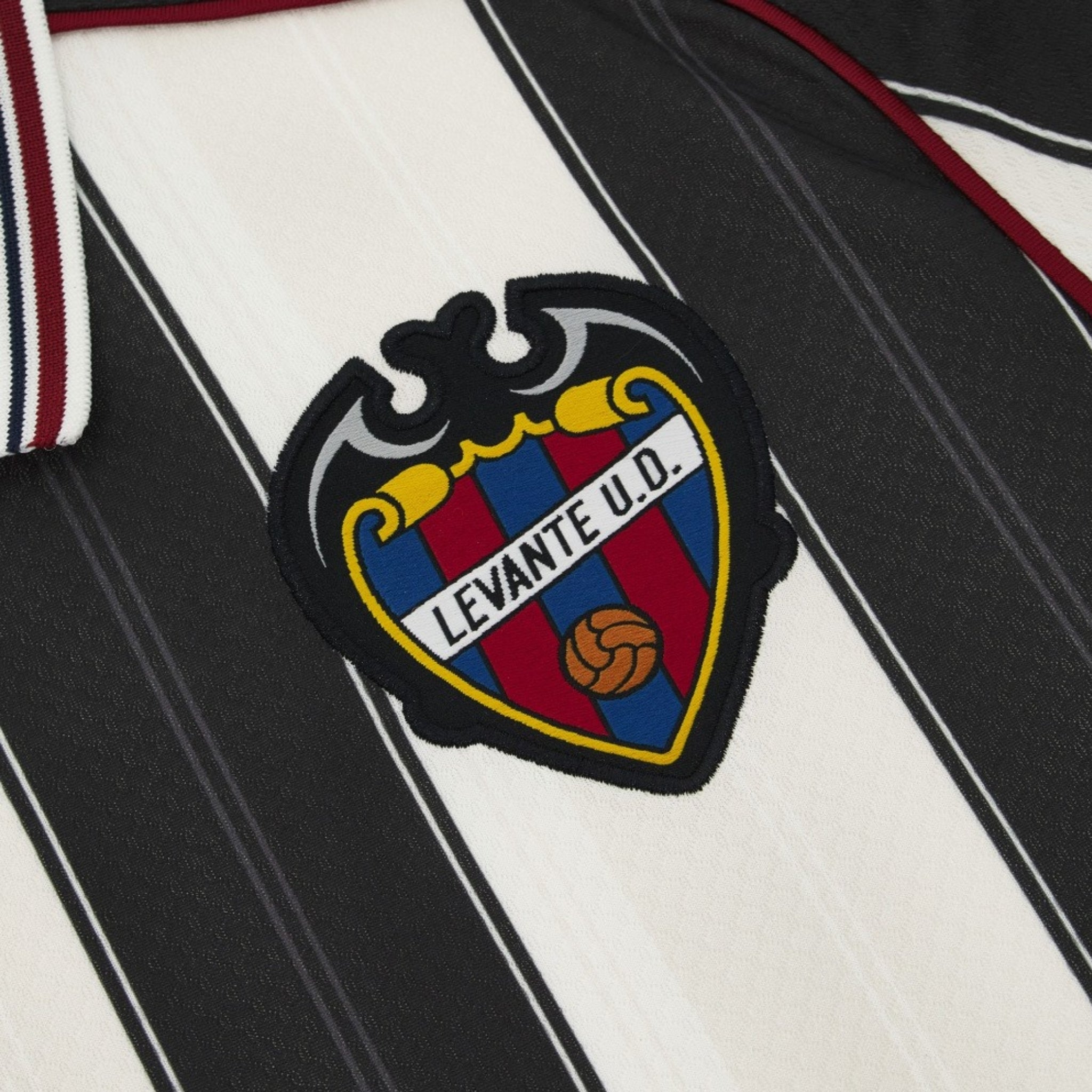 Levante UD Extérieur 26/27