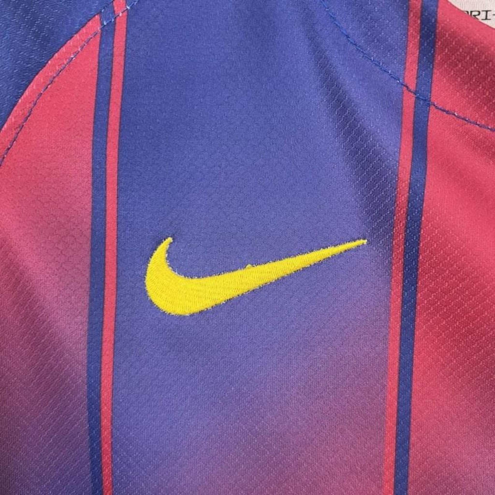 Kit - Barcelone Domicile 25/26 — détail 3