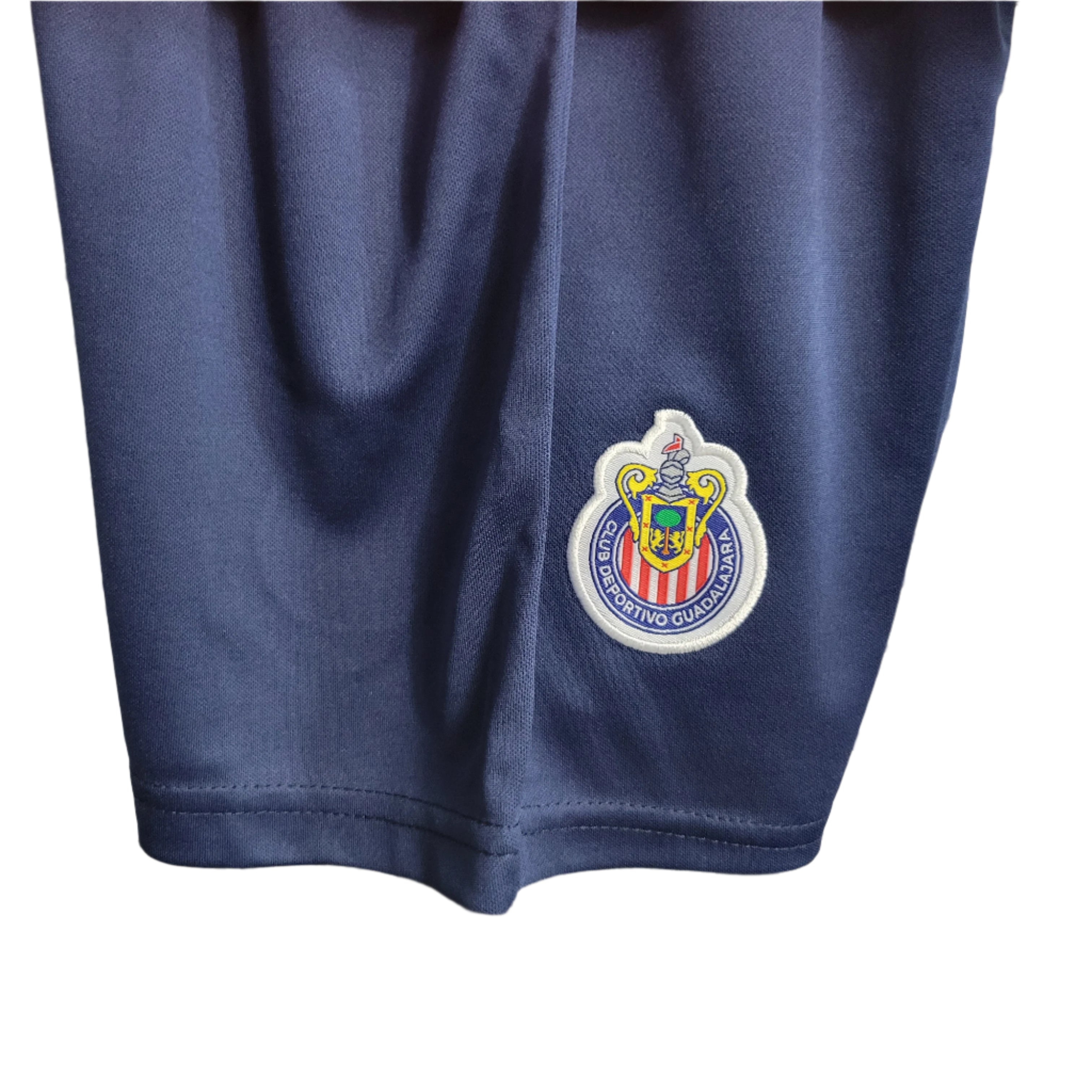 Kit - C.D. Guadalajara Chivas Domicile 23/24 - Vue rapprochée