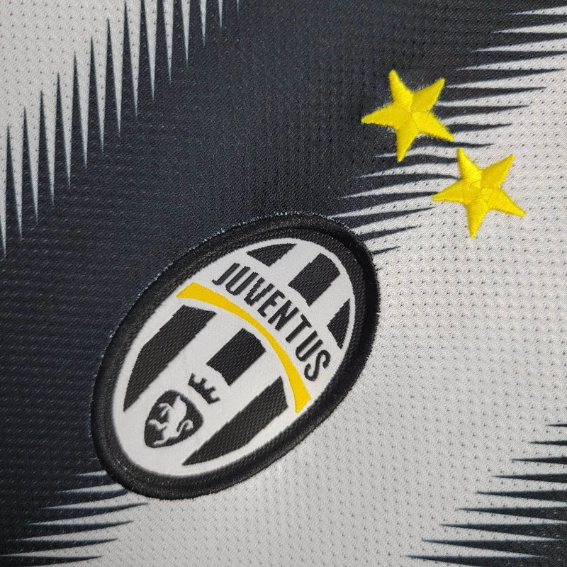 Juventus Domicile 11/12 - Détail