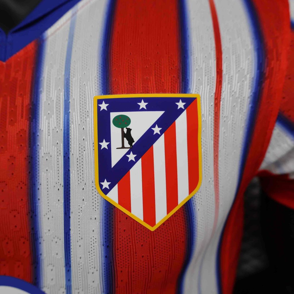 Atlético de Madrid Domicile 24/25 - Vue rapprochée