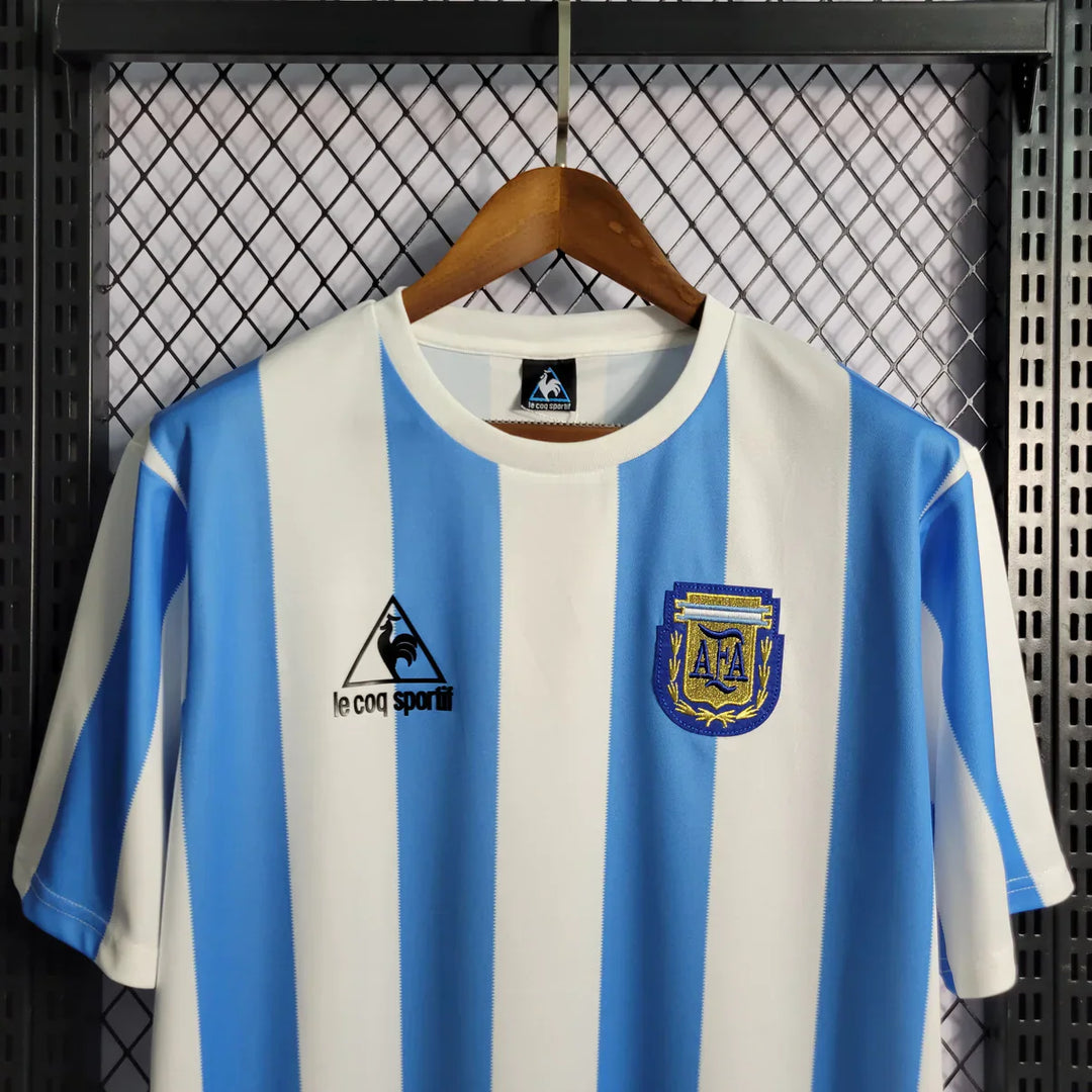 Argentine Domicile 86/87