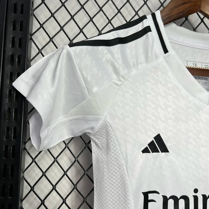 Kit - Real Madrid Domicile 24/25 - Symbole HP inclus