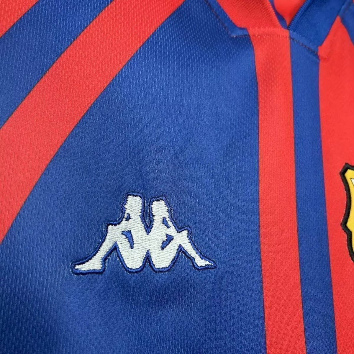 Barcelone Domicile 97/98 - Vue rapprochée