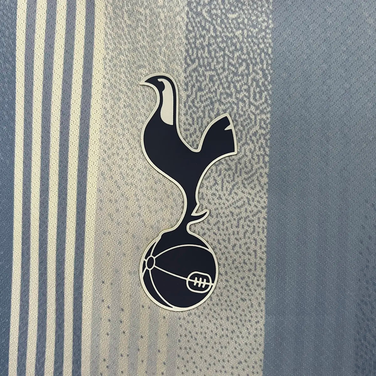 Tottenham Hotspur Extérieur 24/25 - Packaging