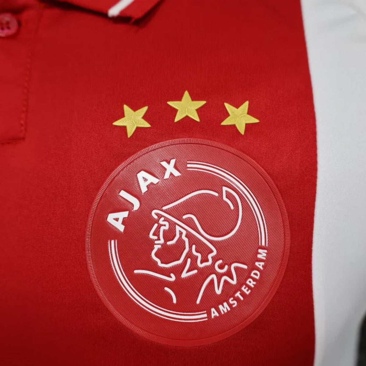 Ajax Domicile 24/25 - Vue rapprochée