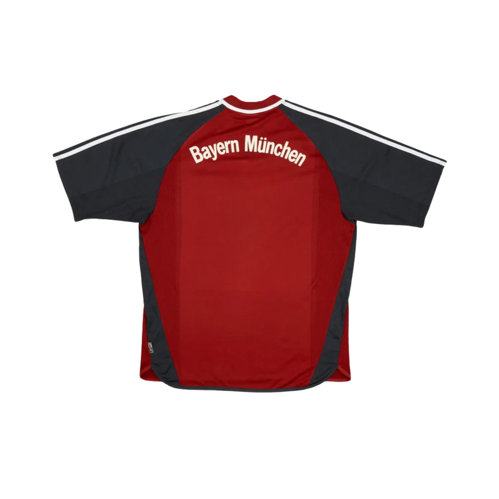 Bayern Munich Local 01/02