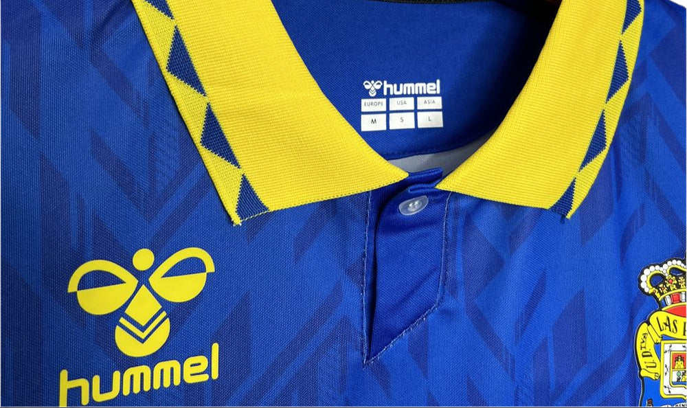 Las Palmas Away 24/25