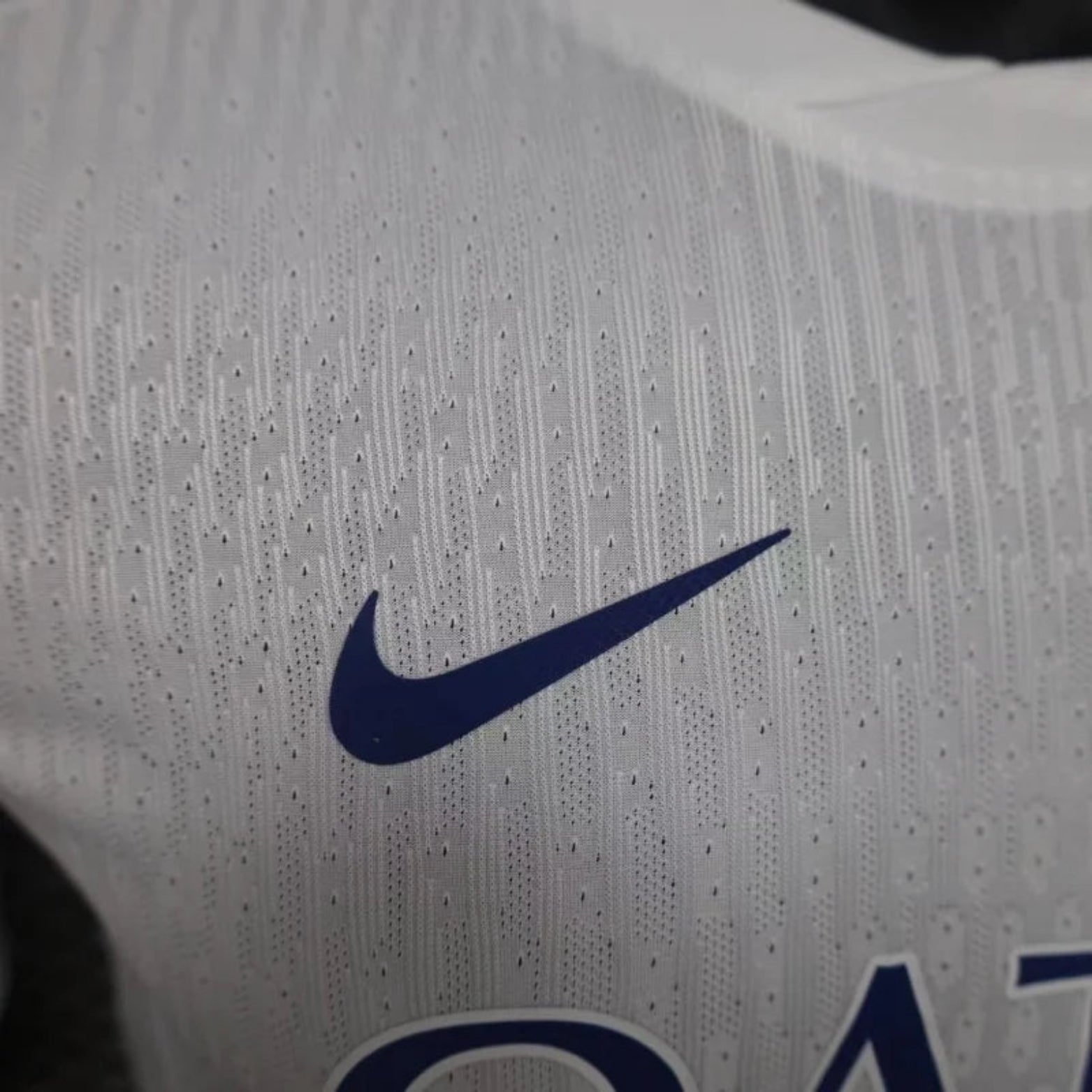 PSG Extérieur 24/25 - Vue latérale
