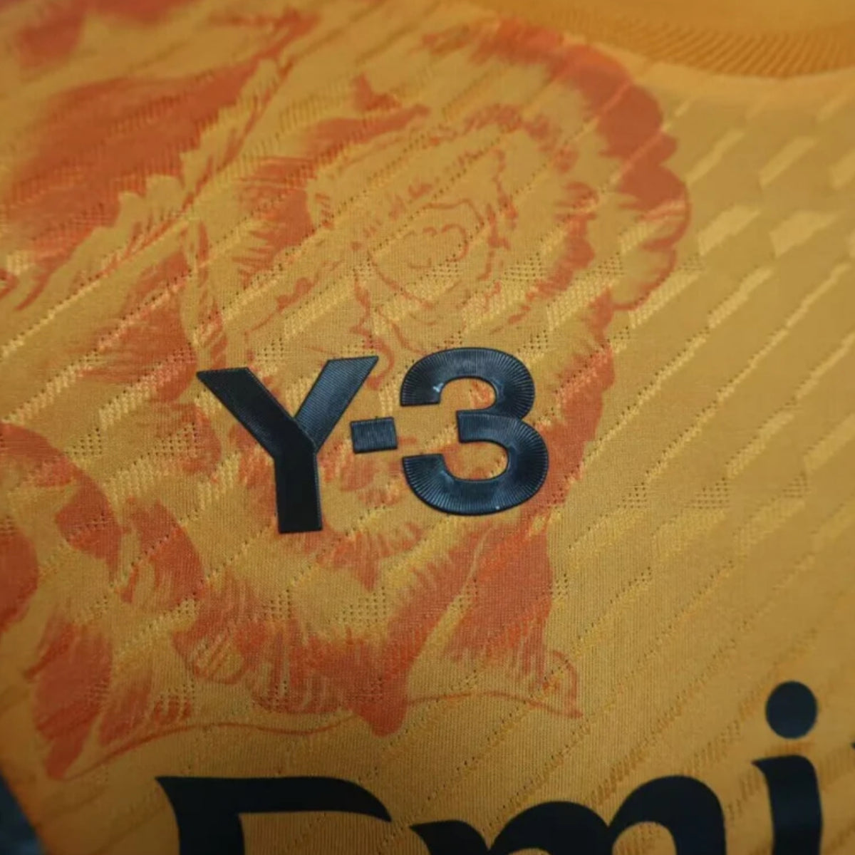 Real Madrid Édition Spéciale 23/24 - Collection Y-3 - Vue rapprochée