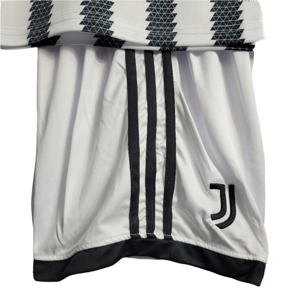 Kit Infantil - Juventus Local 22/23
