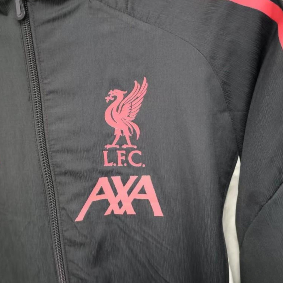 Coupe-Vent - Liverpool 25/26 - Vue rapprochée