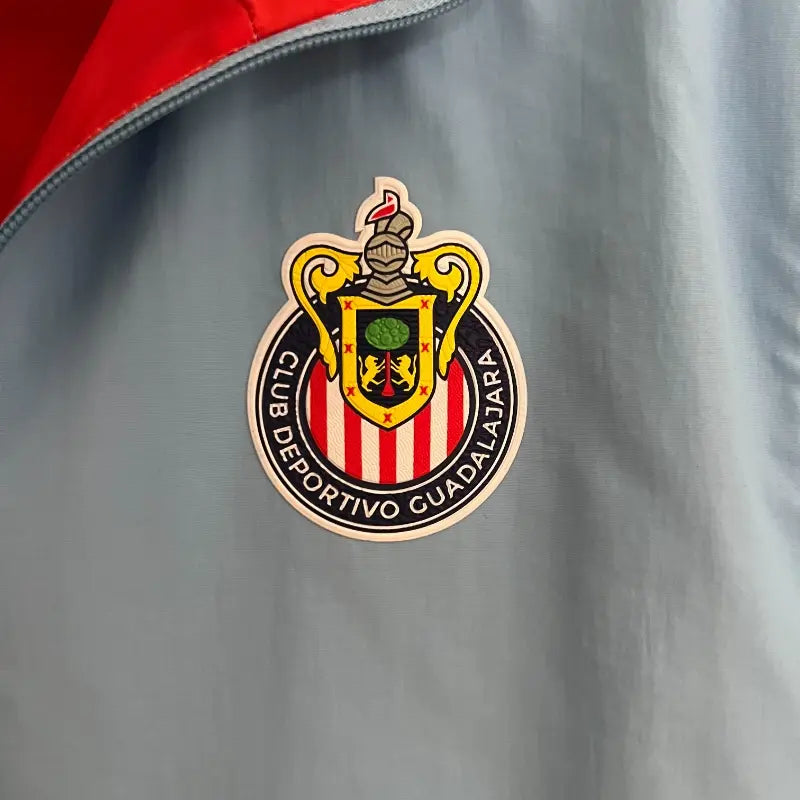 Coupe-Vent Réversible - C.D. Guadalajara Chivas 23/24 - Vue rapprochée
