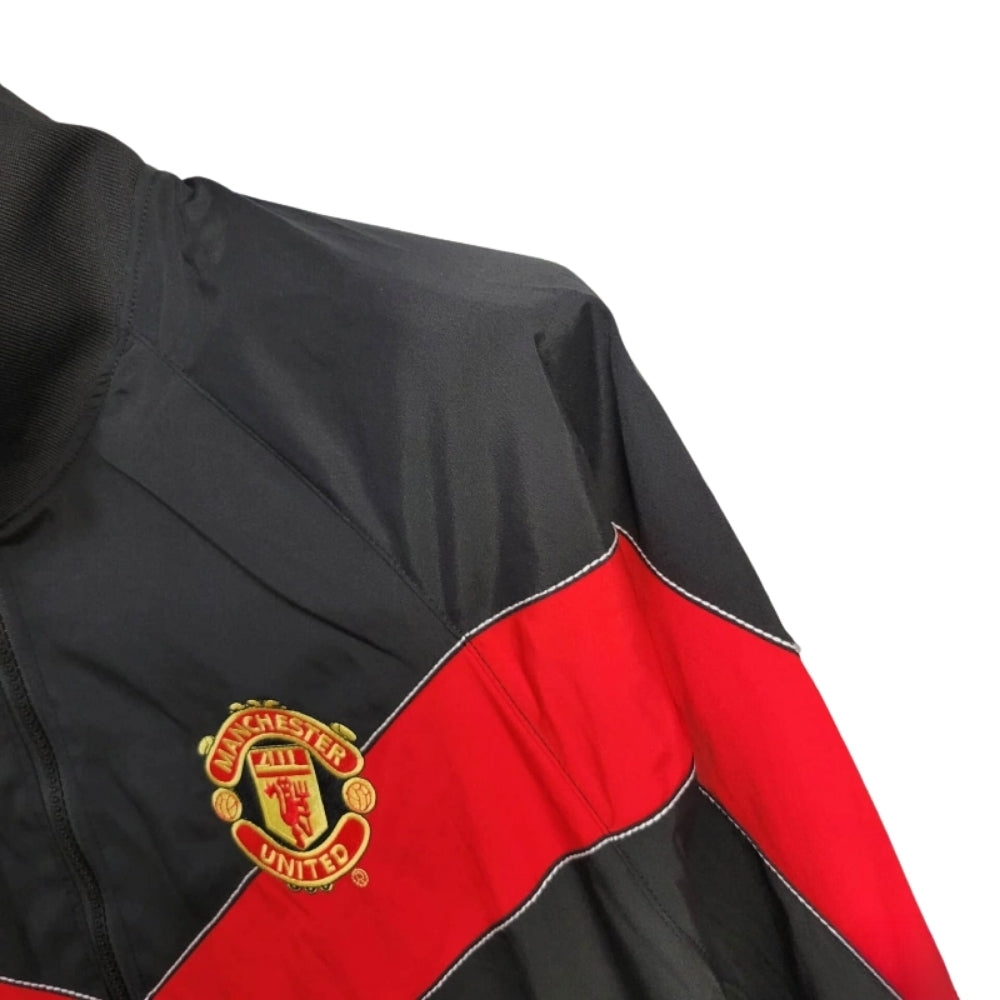 Coupe-Vent - Manchester United 25/26 - Vue rapprochée