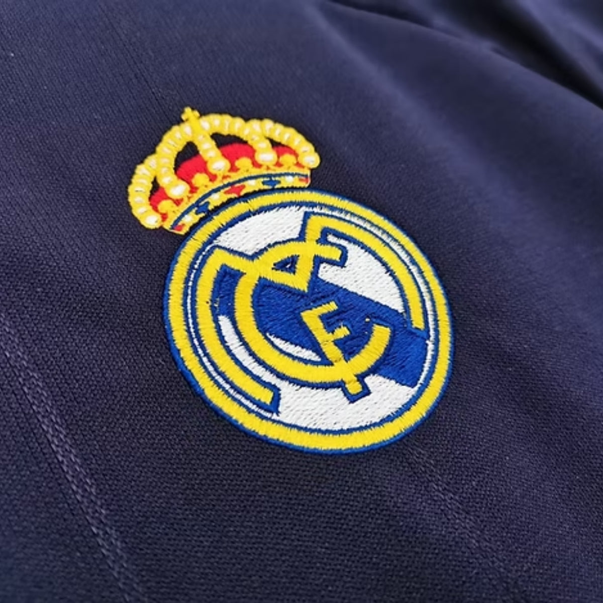 Real Madrid Extérieur 12/13 - Manches Longues - Vue rapprochée
