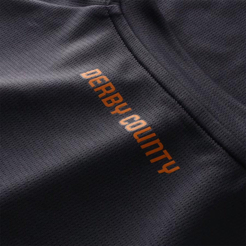 Derby County Visitante 25/26