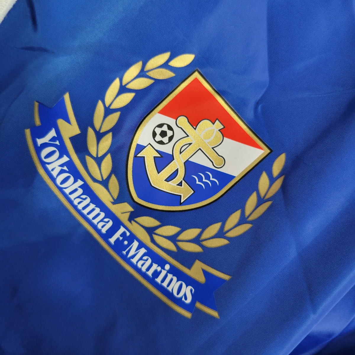 Coupe-Vent - Yokohama Marinos 23/24 - Packaging