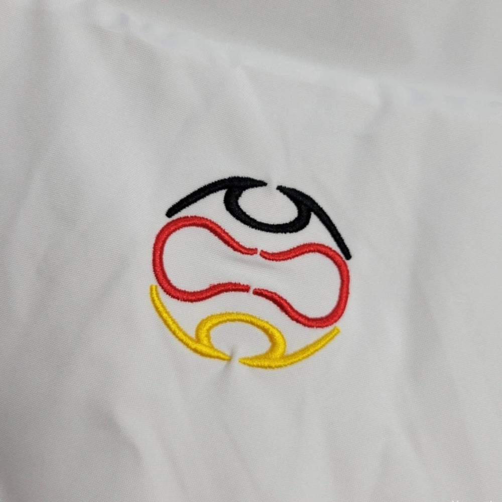 Coupe-Vent - Allemagne 25/26 - Porté