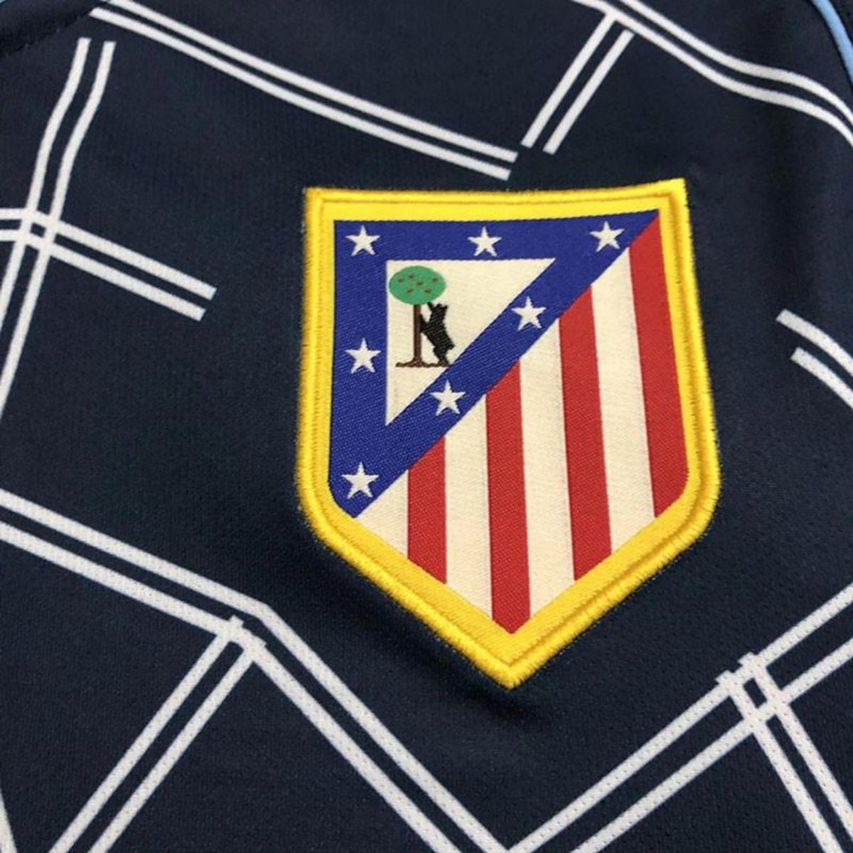 Atlético de Madrid Extérieur 04/05 - Vue rapprochée