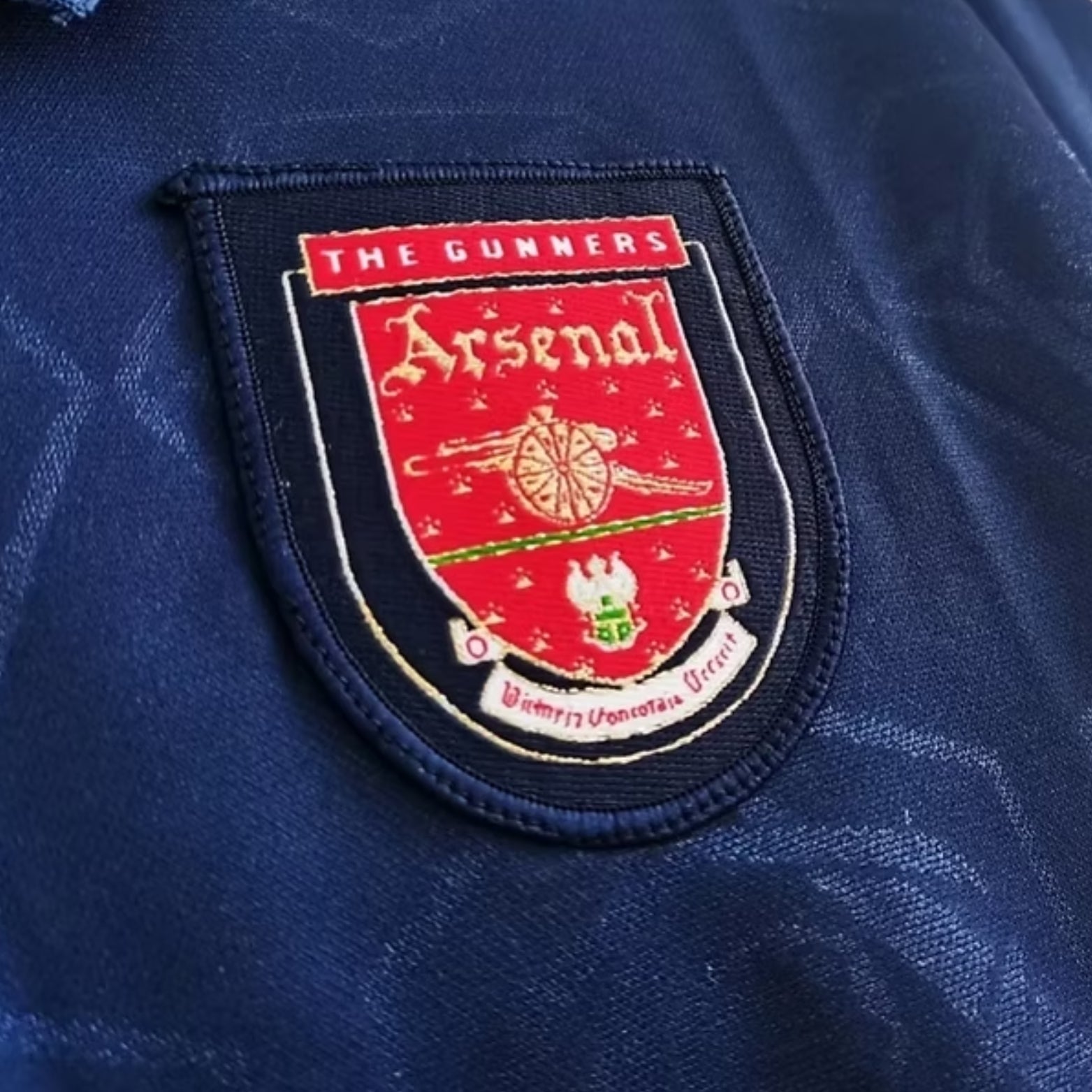 Arsenal Extérieur 95/96 - Détail