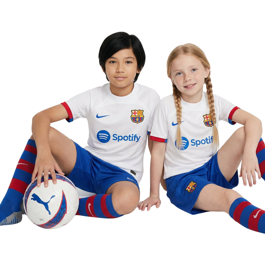 Kit - Barcelone Extérieur 23/24