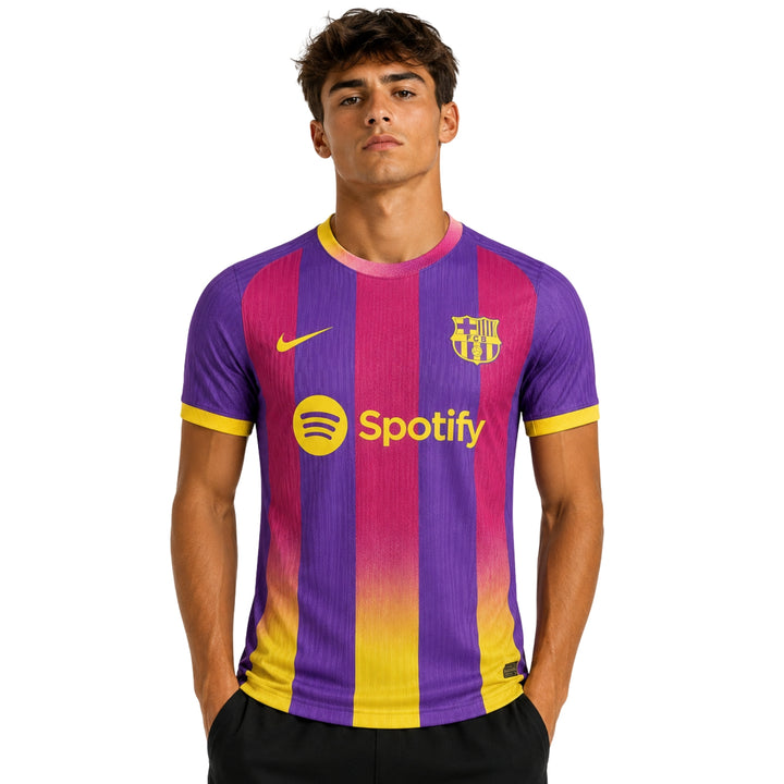 Barcelone Édition Spéciale 26/27 - Version Joueur - Violet et Jaune