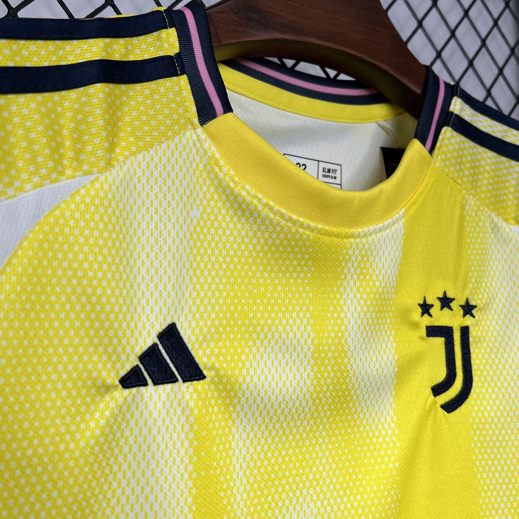 Kit - Juventus Extérieur 24/25