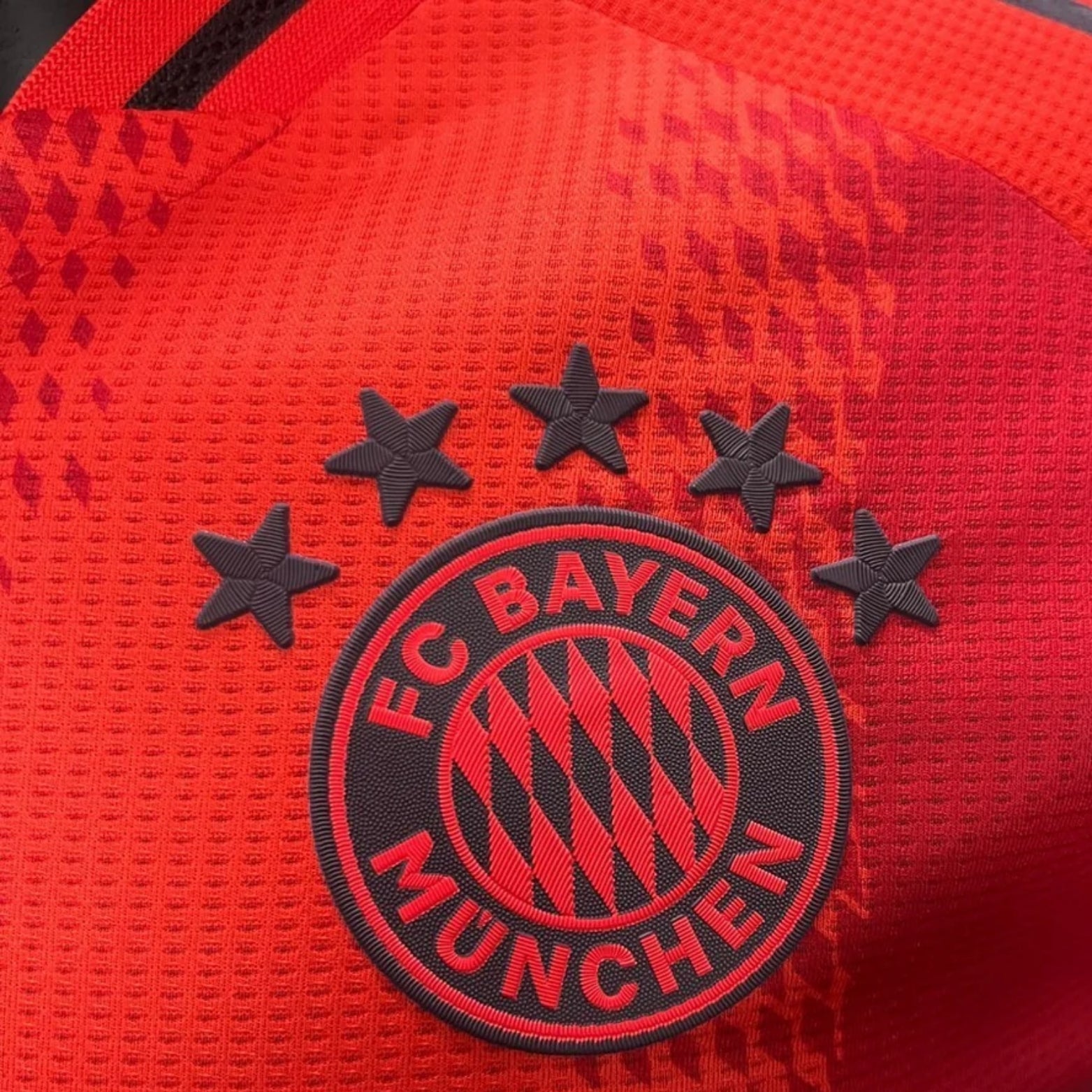 Bayern Munique Domicile 24/25 - Version Joueur