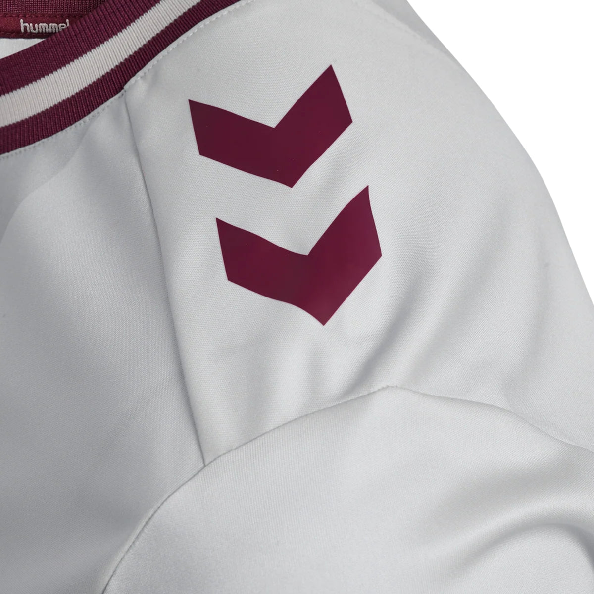Hearts Extérieur 26/27