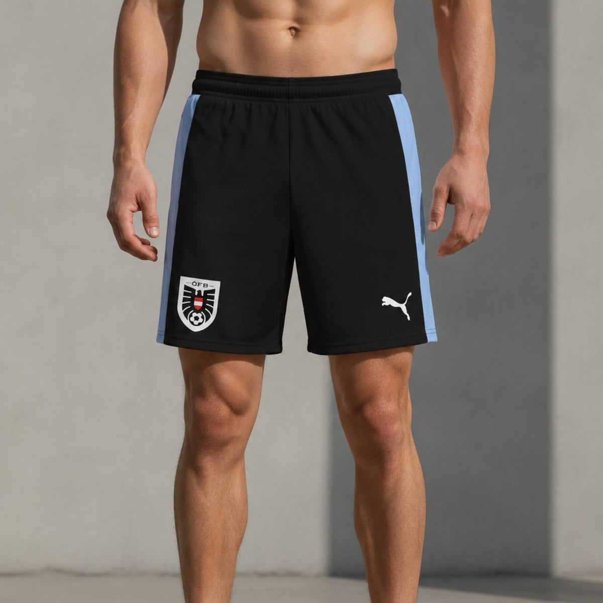 Short Autriche Entraînement 26/27 - Noir et Bleu Clair