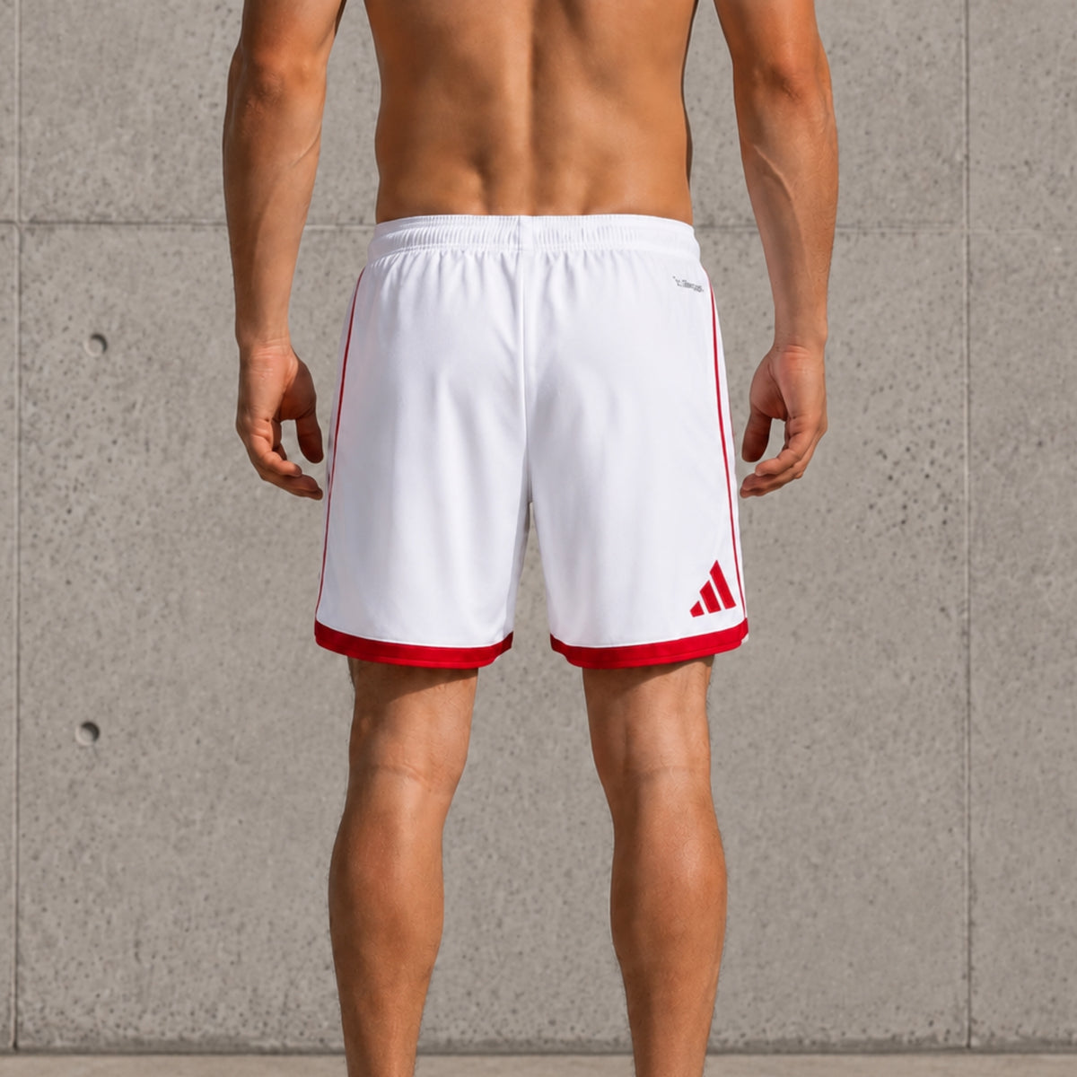 Short Nottingham Forest Domicile 26/27