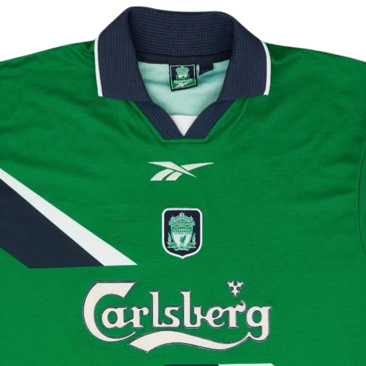 Liverpool Away 98/99 - Close-up