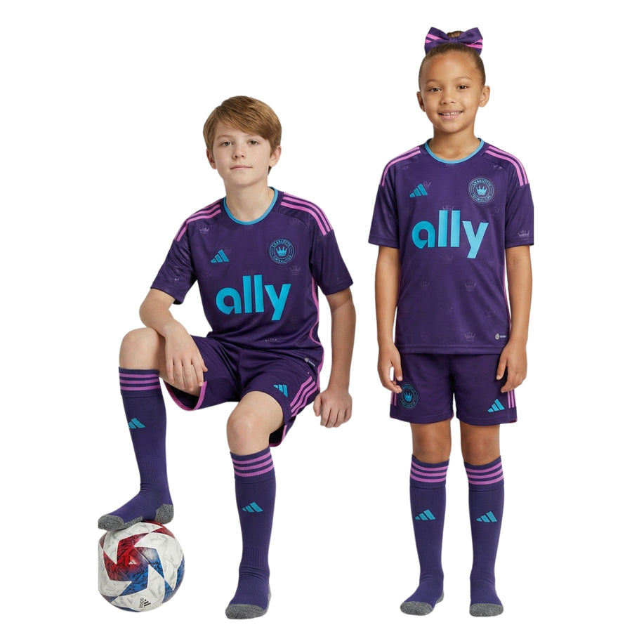 Kit - Charlotte Extérieur 23/24