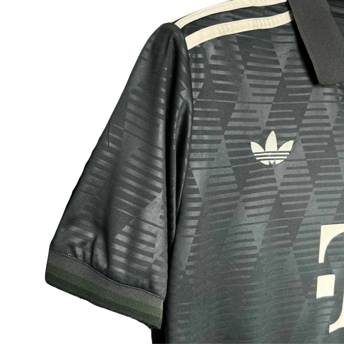 Bayern Munich Special Edition 24/25 - Anthracite Grey