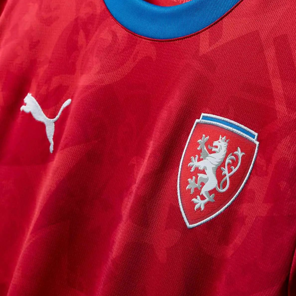 Czech Republic Home 24/25