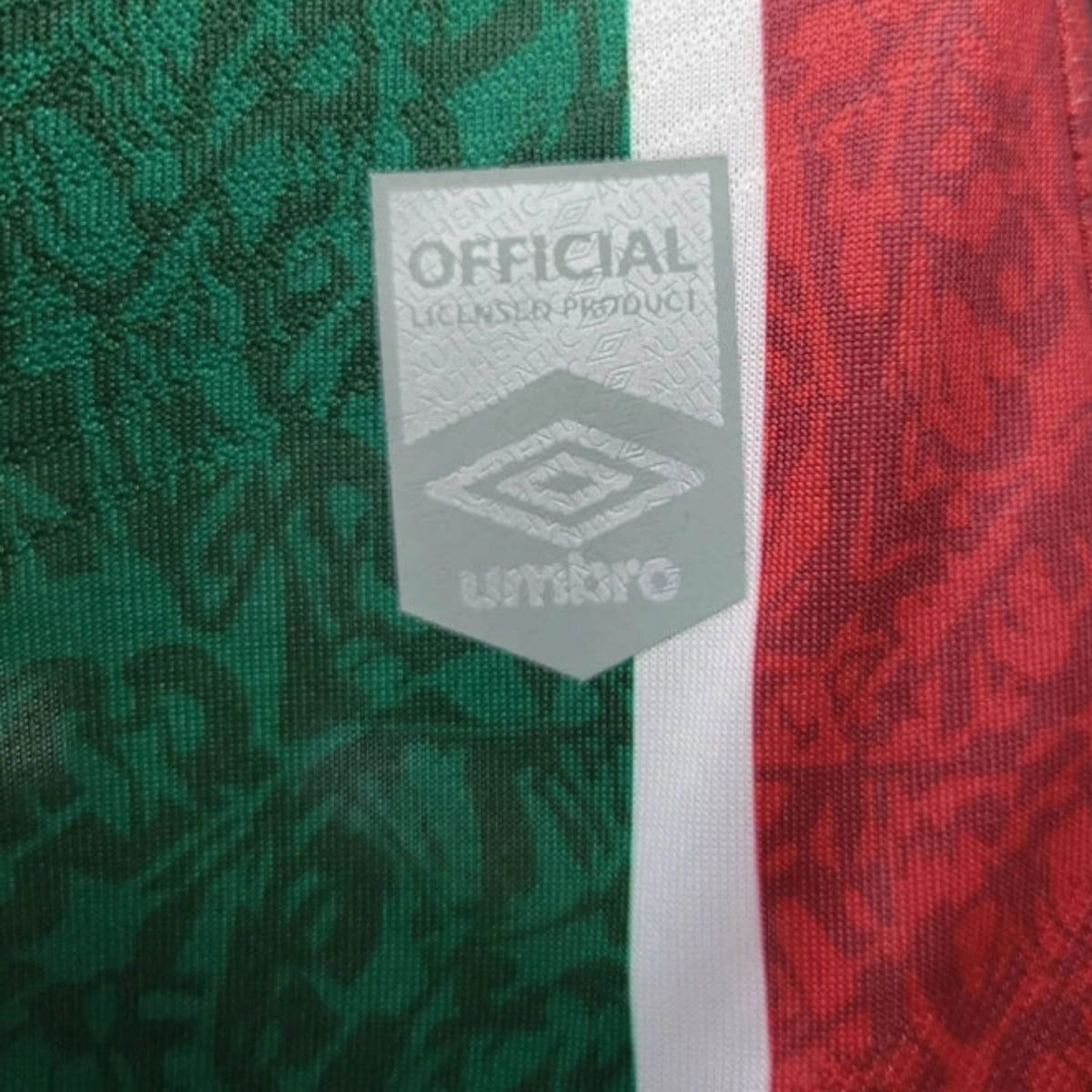 Fluminense Domicile 24/25 - Patrocínio "Betano" - Vue rapprochée