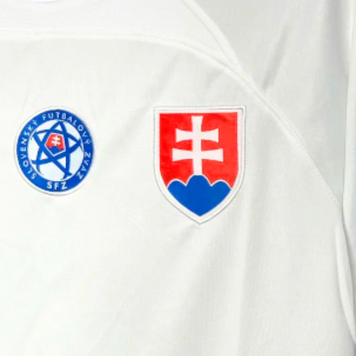 Slovaquie Extérieur 24/25