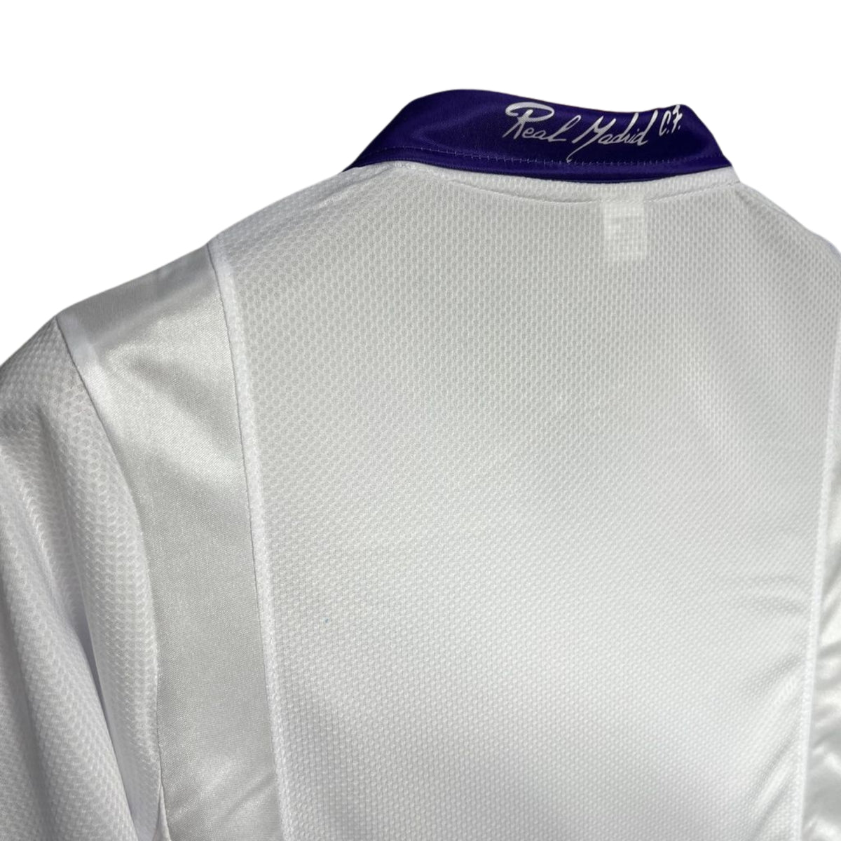 Real Madrid Domicile 97/98 - Détail