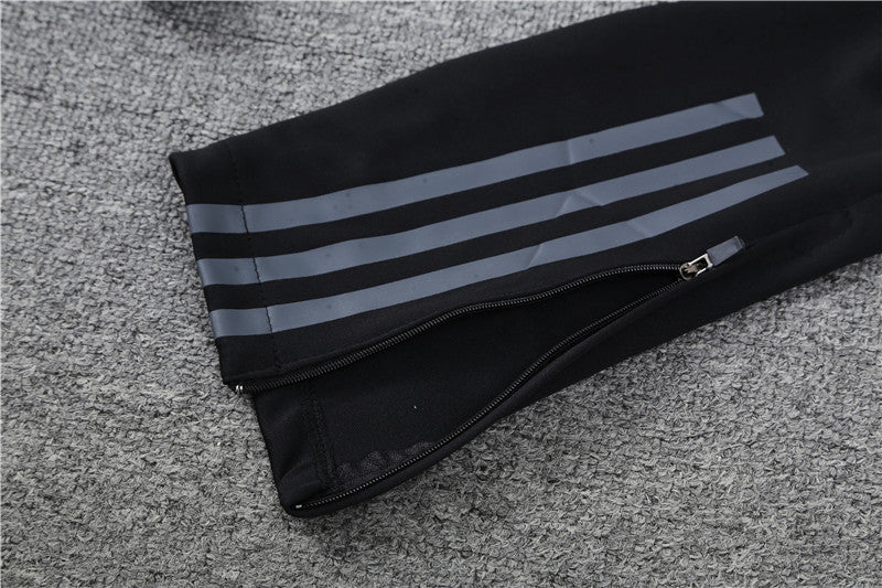 Real Madrid - 1/2 Zip Tracksuit
