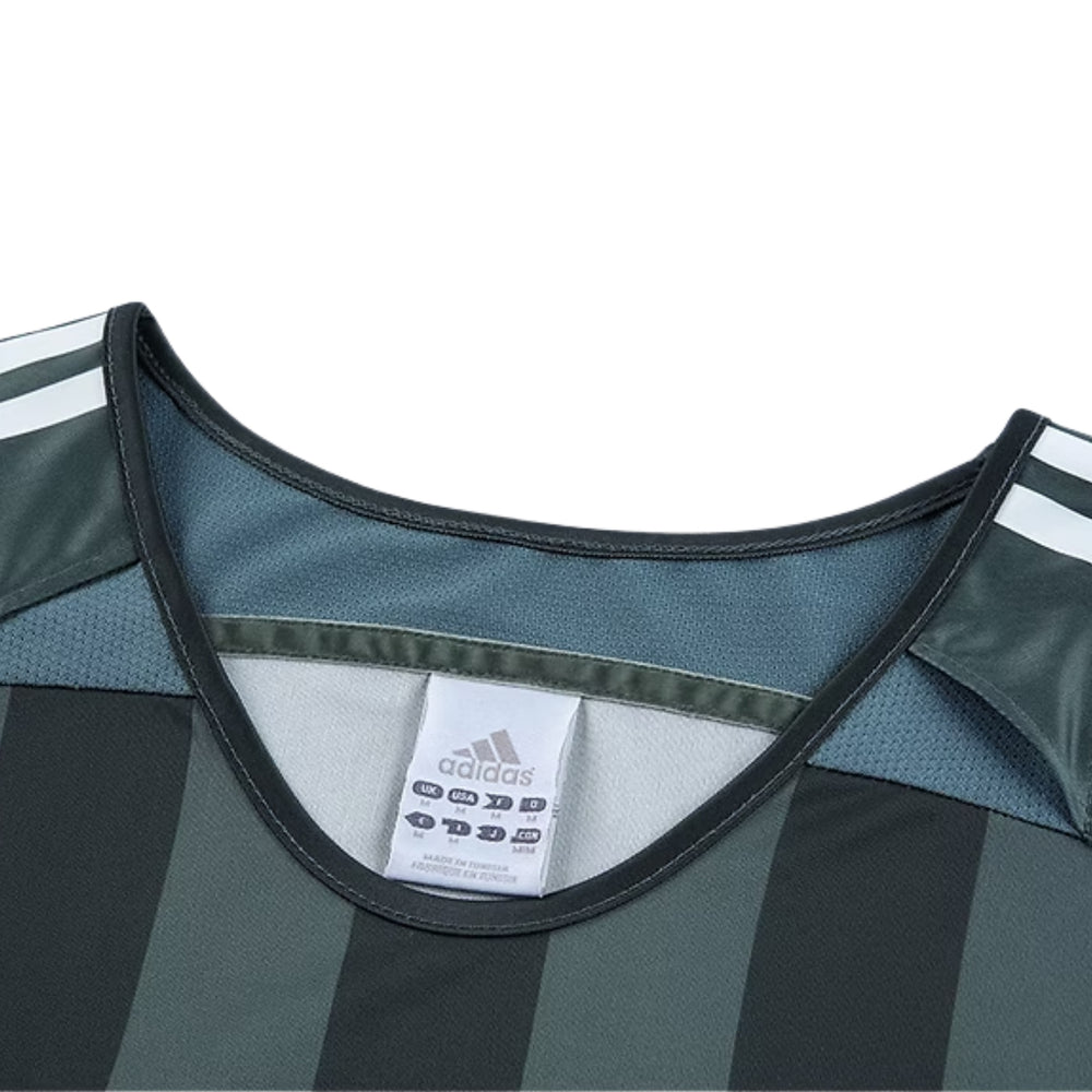Newcastle United Visitante 05/06