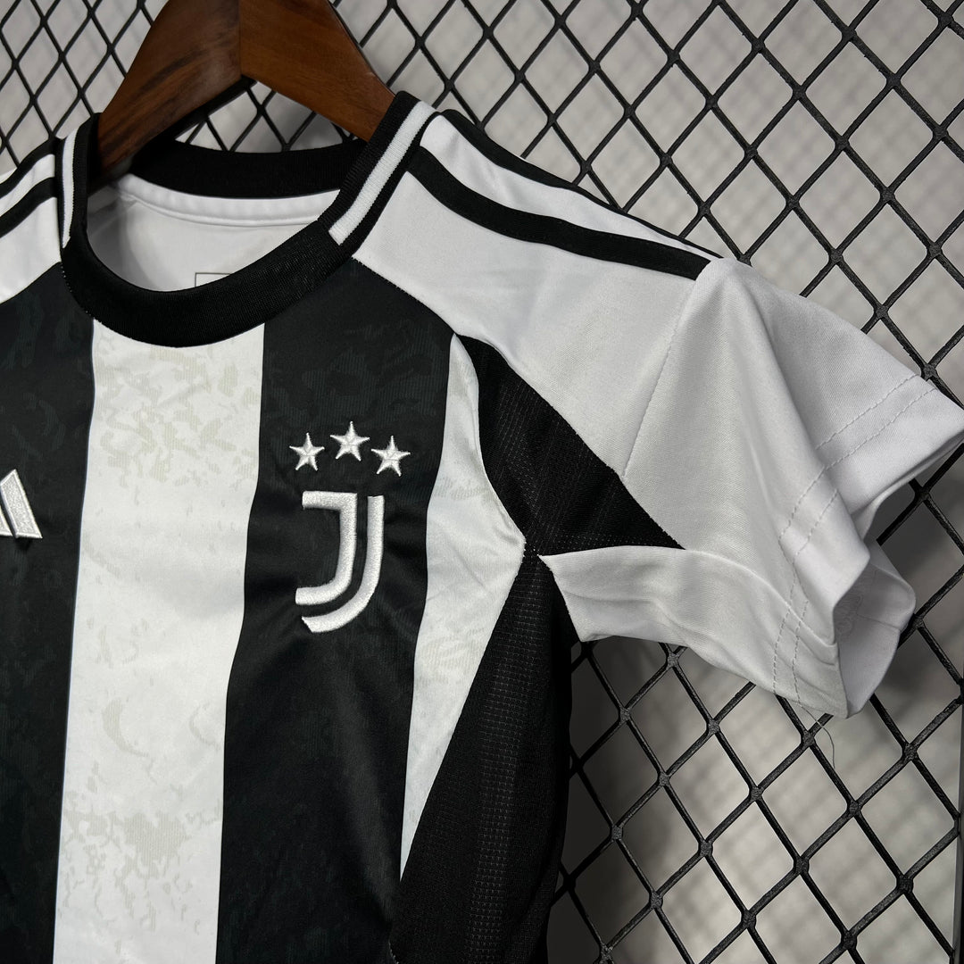 Kit - Juventus Domicile 24/25