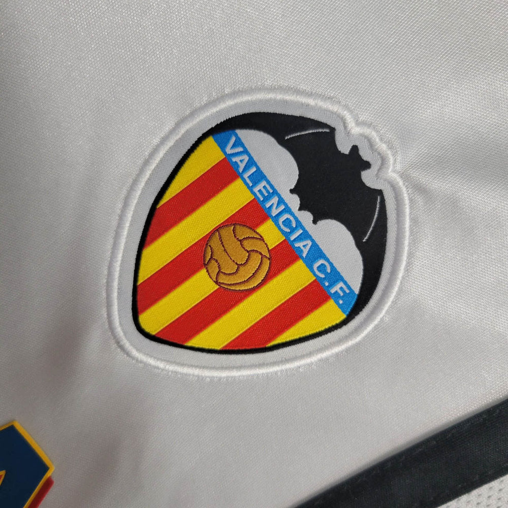 Valencia Home 01/02