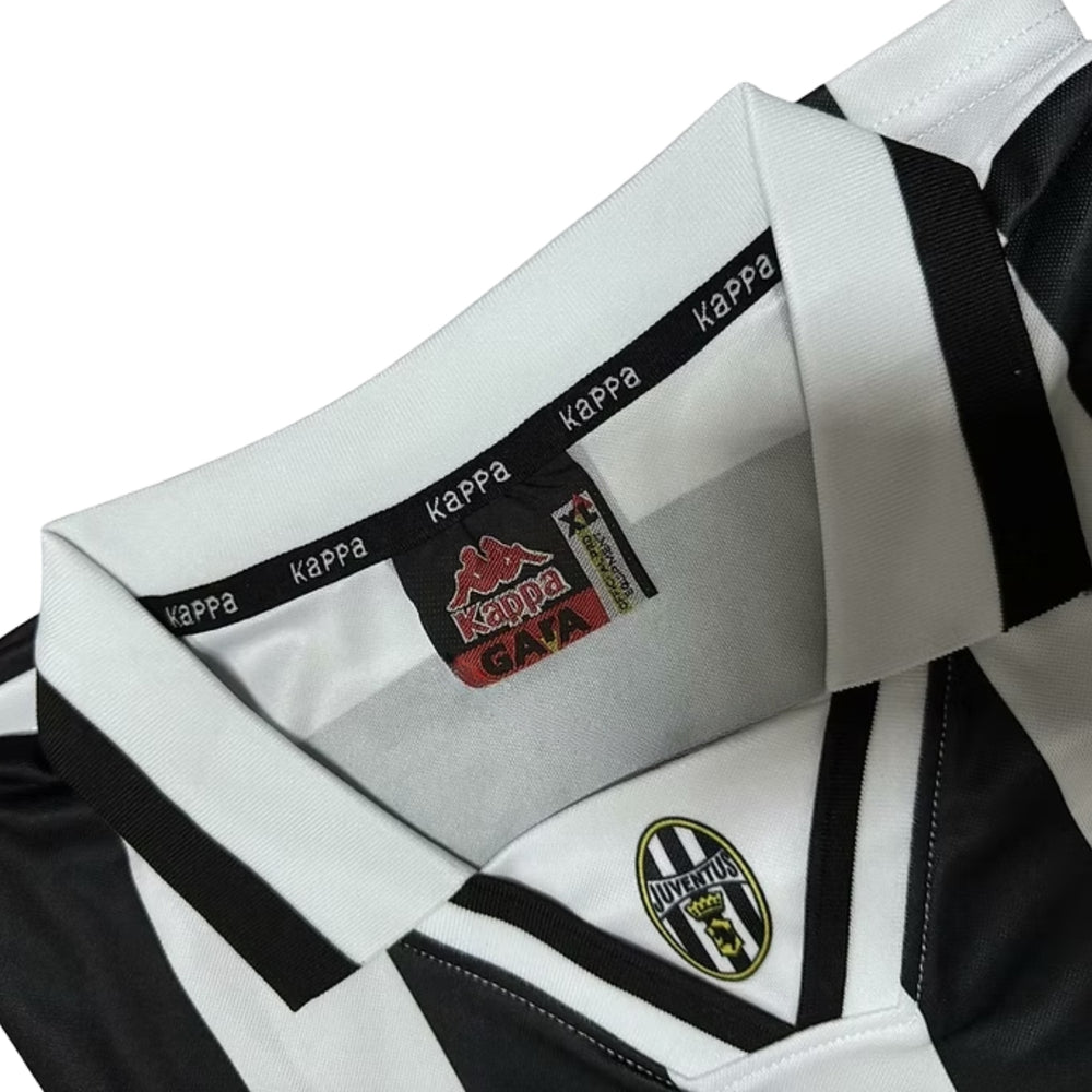 Juventus Local 95/96 - Manga Larga