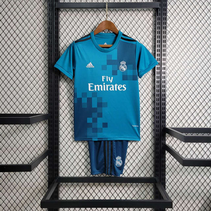 Kit - Real Madrid Extérieur 17/18