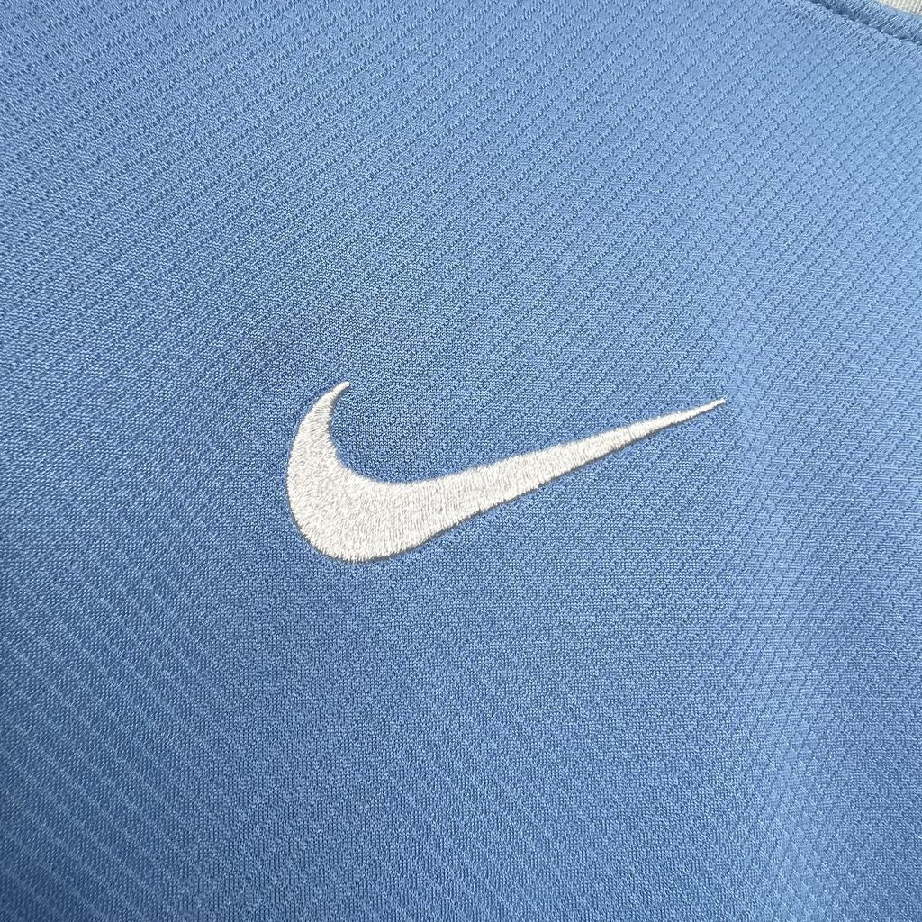 Uruguay Domicile 24/25