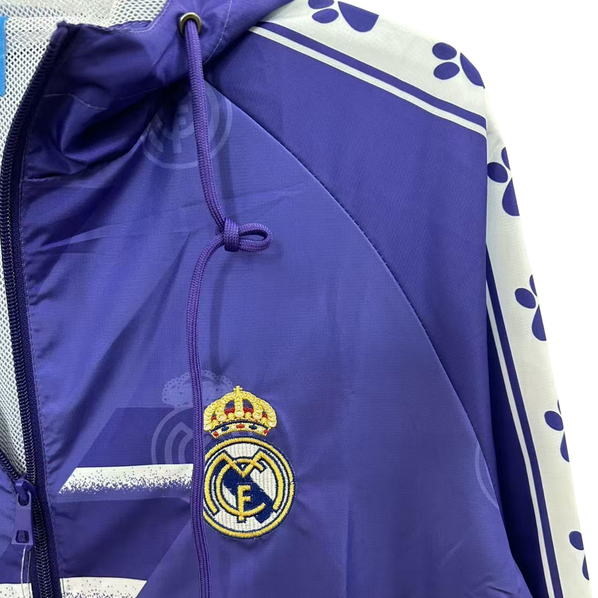 Coupe-Vent - Real Madrid 25/26 - Vue rapprochée