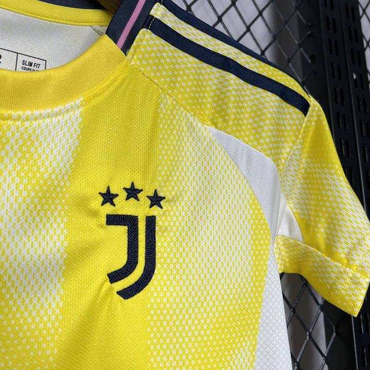 Kit - Juventus Extérieur 24/25